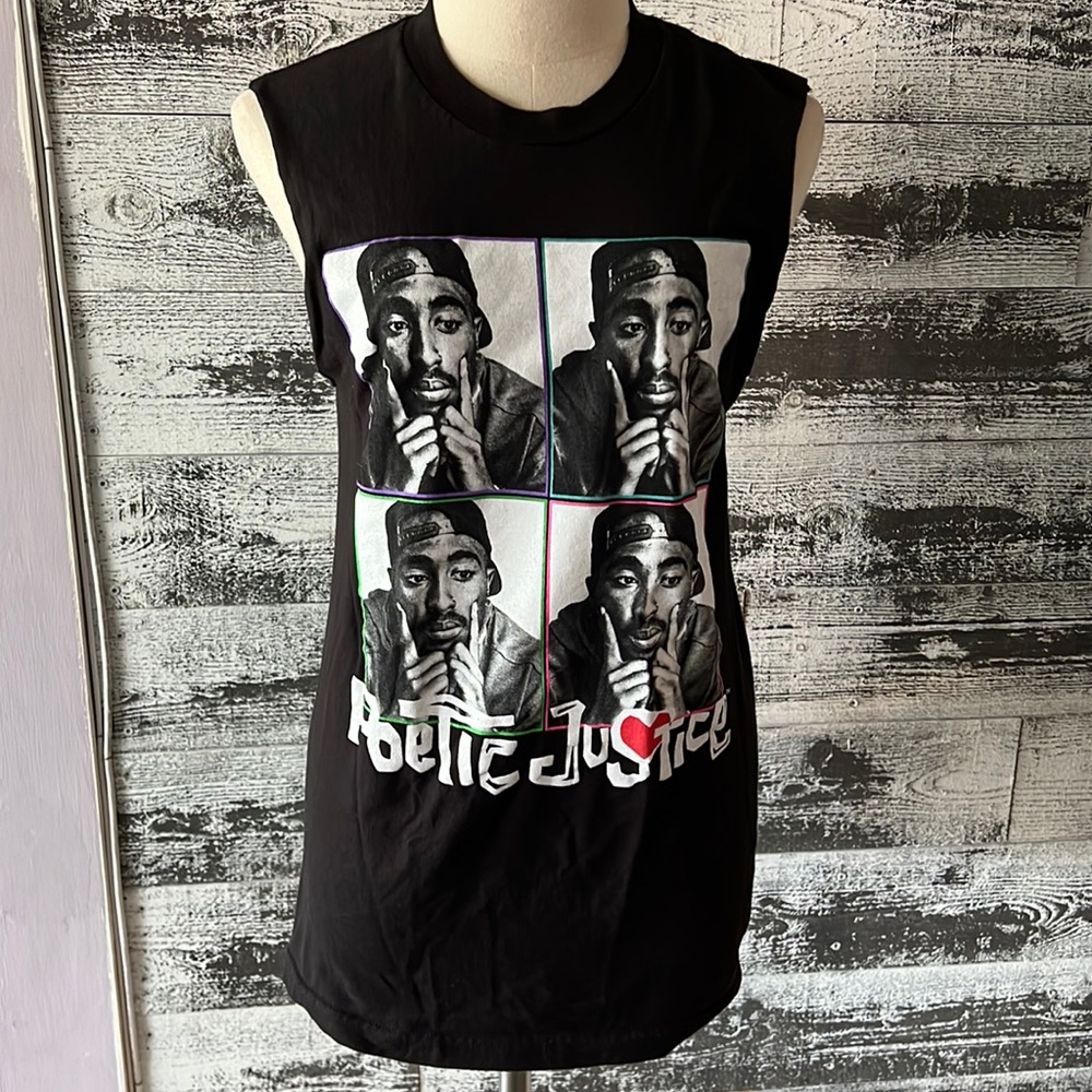gently used Poetic Justice Tupac graphic tank.